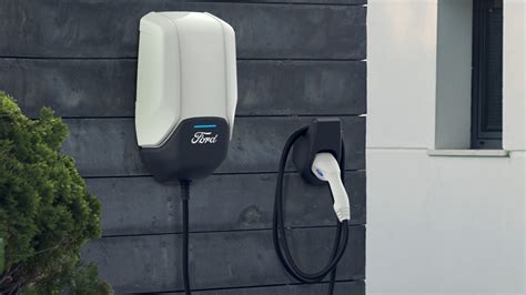 Ford Charging Solutions: Ladestation finden ...